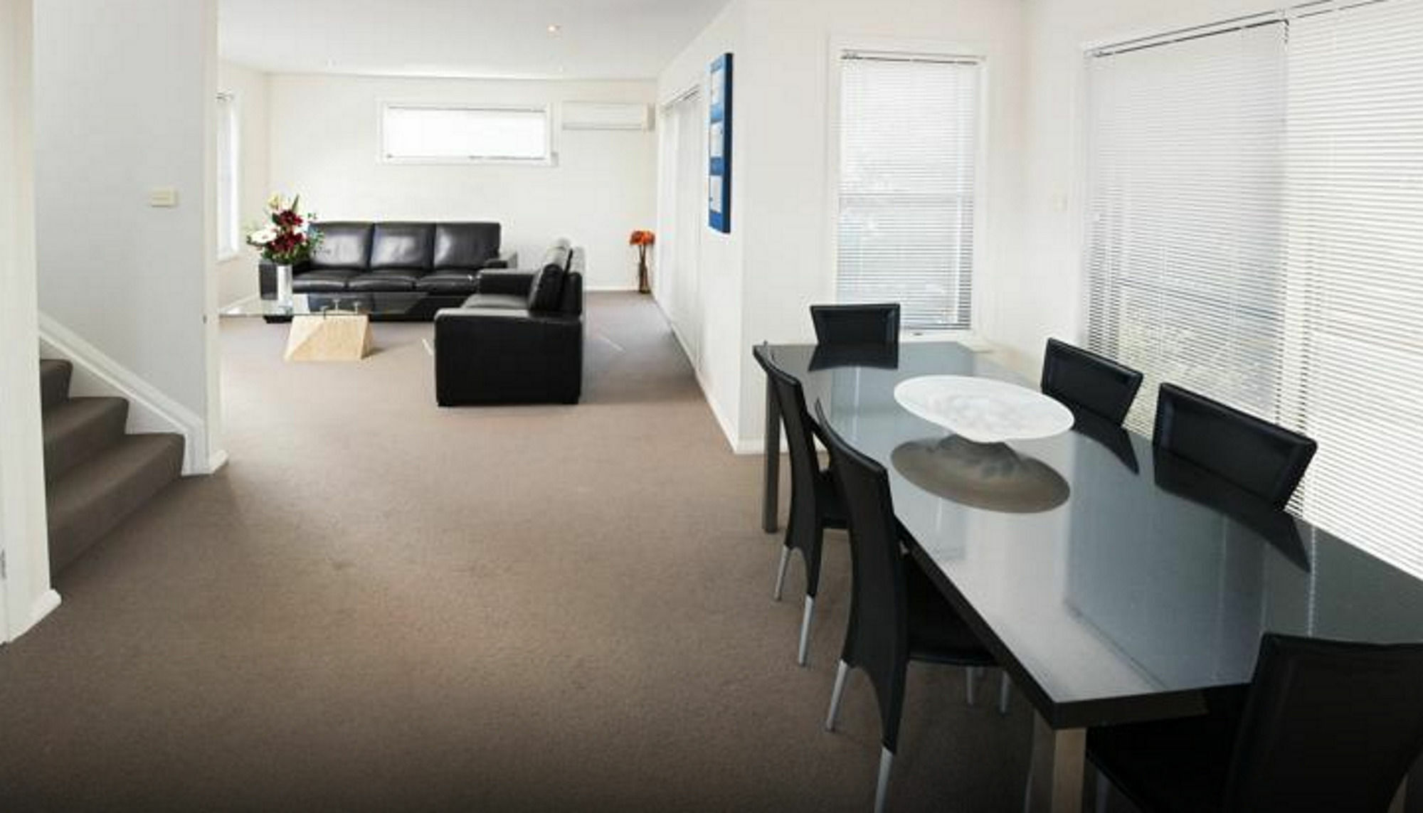 Charlestown Terrace Apartments Нюкасъл Екстериор снимка